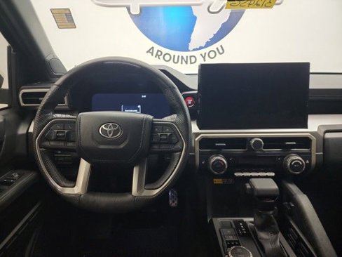 Used 2024 Toyota Tacoma TRD Sport w/ TRD Sport Upgrade Package image 19
