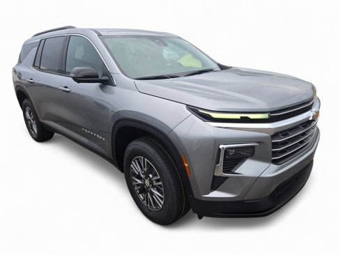 New 2026 Chevrolet Traverse LT w/ Driver Confidence Package image 2
