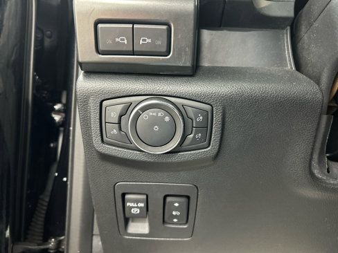 Used 2020 Ford F150 XLT w/ Equipment Group 302A Luxury image 29