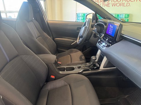 Certified 2024 Toyota Corolla Cross SE image 19