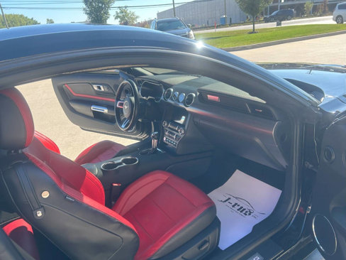 Used 2021 Ford Mustang GT Premium w/ GT Performance Package image 18