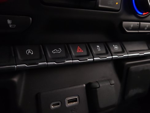 Used 2021 Chevrolet Silverado 1500 LT image 15