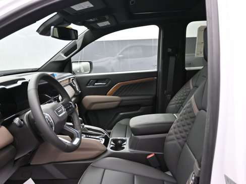 New 2026 GMC Canyon Denali image 19