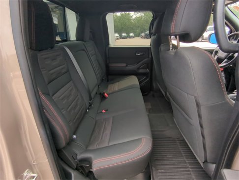 Used 2023 Nissan Frontier PRO-4X w/ Technology Package image 26