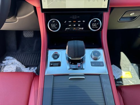 New 2025 Jaguar F-PACE R-Dynamic S image 22