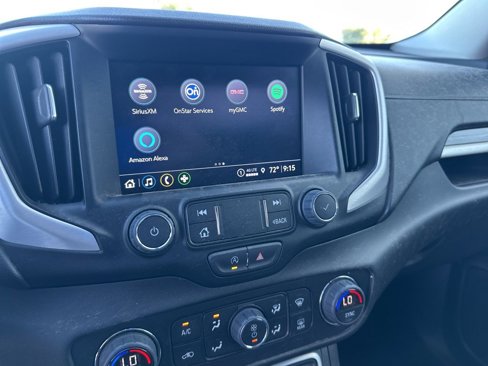 Used 2024 GMC Terrain SLT image 14