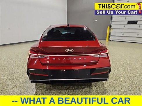 Used 2024 Hyundai Elantra Limited image 6