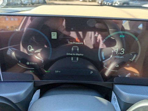 New 2025 Hyundai Sonata Limited image 11