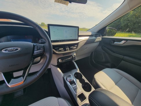 New 2025 Ford Escape SE image 22