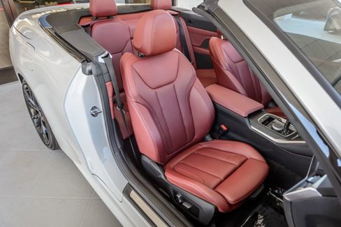 Used 2022 BMW M440i Convertible w/ Premium Package image 45