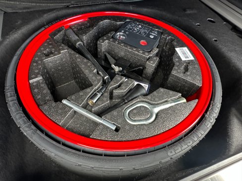Used 2021 Aston Martin DBX image 51