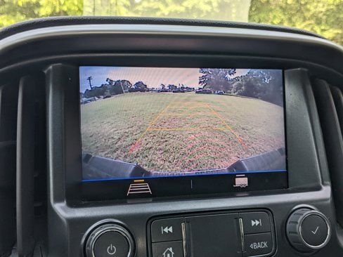 Used 2022 Chevrolet Colorado LT image 20