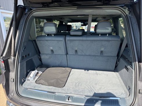 New 2024 Jeep Grand Wagoneer Series III w/ Flexible Seating Group image 9