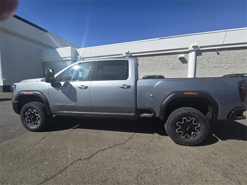 New 2026 GMC Sierra 2500 AT4X image 7