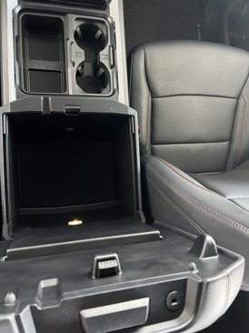 New 2025 Ford F250 Lariat w/ Lariat Ultimate Package image 15