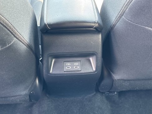 Used 2023 Toyota Corolla SE image 29