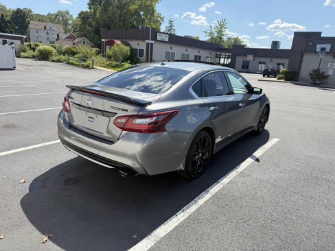 Used 2018 Nissan Altima 2.5 SR w/ SR Midnight Edition image 4
