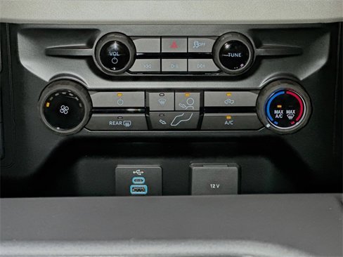 New 2026 Ford F350 4x4 Crew Cab DRW Super Duty image 10