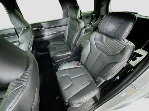 Used 2025 Hyundai Palisade Calligraphy image 26