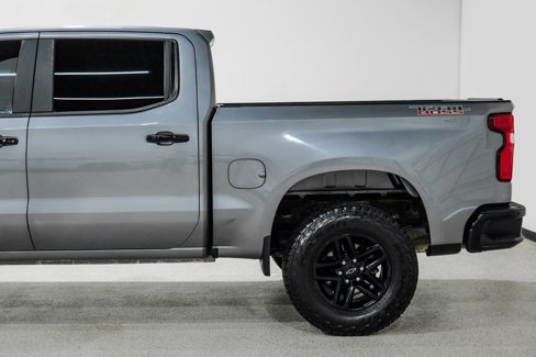 Used 2021 Chevrolet Silverado 1500 LT Trail Boss w/ Convenience Package II image 18