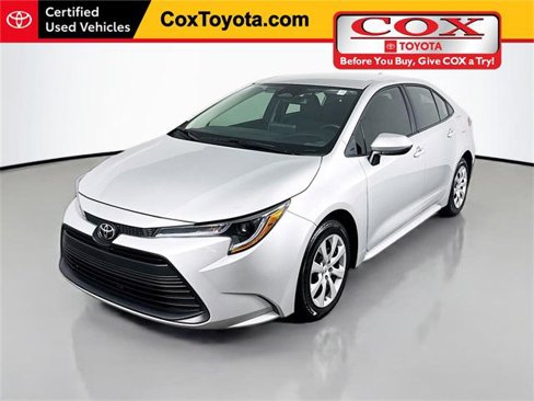 Certified 2025 Toyota Corolla LE image 1