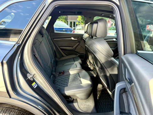 Used 2021 Audi SQ5 Premium Plus w/ Premium Plus Package image 24