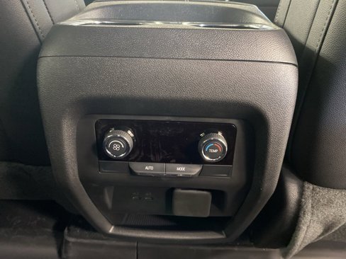 New 2026 Chevrolet Traverse LT w/ Driver Confidence Package image 18
