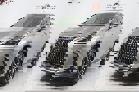 Used 2025 Lexus NX 250 FWD w/ Premium Package image 5