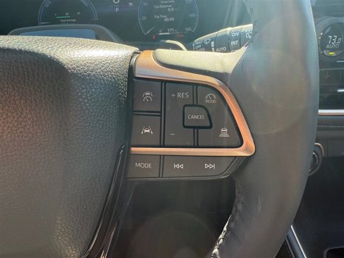 Used 2025 Toyota Grand Highlander AWD Hybrid image 20