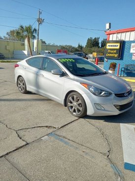 Used 2013 Hyundai Elantra Limited w/ Technology Pkg image 2