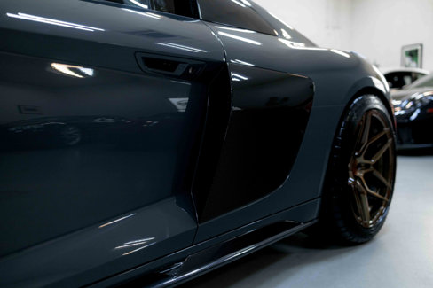 Used 2022 Audi R8 V10 w/ Premium Package image 31