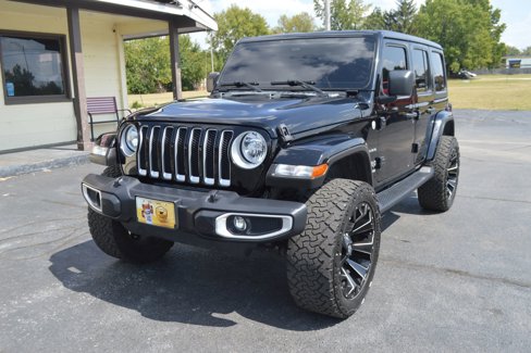 Used 2021 Jeep Wrangler Unlimited Sahara w/ Uconnect 4C Nav & Sound Group image 2