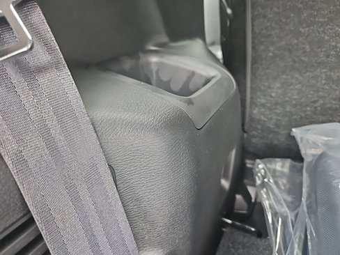 New 2025 Mitsubishi Outlander SE image 36