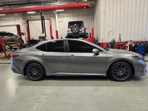 Used 2025 Toyota Camry XSE image 42