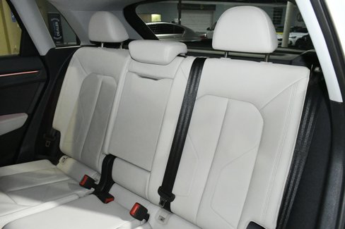 Used 2021 Audi Q3 2.0T Premium Plus w/ Premium Plus Package image 17