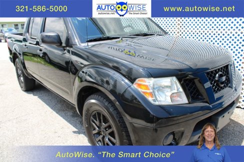 Used 2019 Nissan Frontier SV image 1