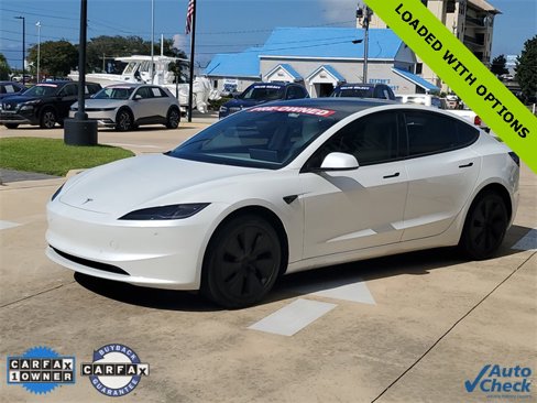 Used 2024 Tesla Model 3 Standard Range image 1