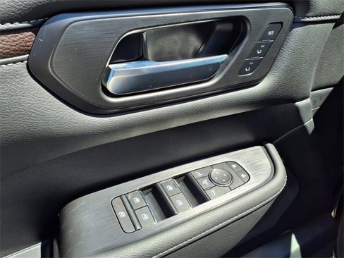New 2026 Nissan Armada Platinum image 13
