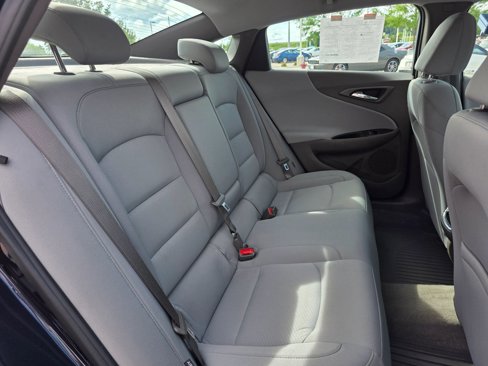 Used 2023 Chevrolet Malibu LT image 6