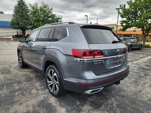 Used 2021 Volkswagen Atlas SEL Premium image 3