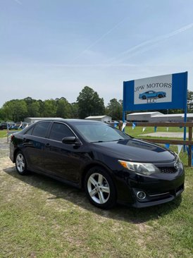 Used 2013 Toyota Camry L image 1