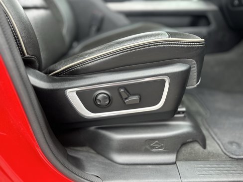 Used 2023 RAM 1500 Laramie image 29