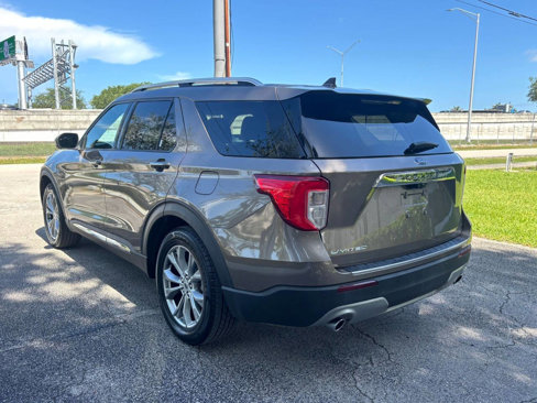 Used 2021 Ford Explorer Limited w/ Equipment Group 301A image 7