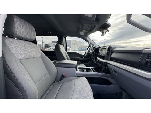 Used 2023 Ford F350 XLT w/ FX4 Off-Road Package image 11