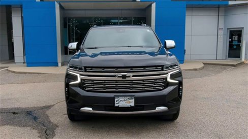 Used 2024 Chevrolet Tahoe Premier w/ Premium Package image 3