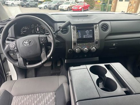 Used 2019 Toyota Tundra SR5 image 6