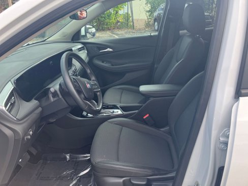Used 2025 Buick Encore GX Preferred image 24