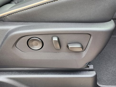 New 2026 GMC Yukon Elevation image 42
