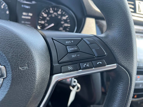 Used 2017 Nissan Rogue S image 13