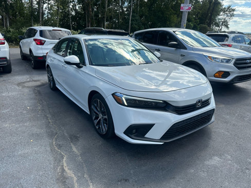 Used 2022 Honda Civic Touring image 3